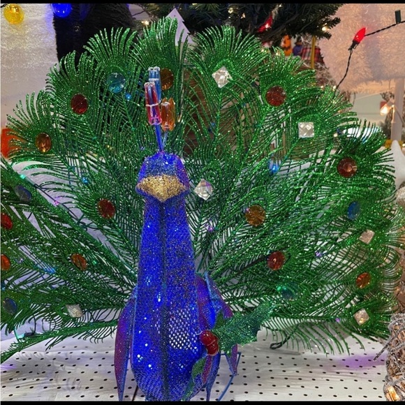 NIB Holiday Living 3-ft LED Twinkling Lighted Peacock Yard Christmas Decoration - Picture 4 of 6